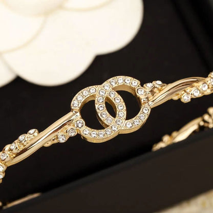 New semi-closed thin diamond bracelet