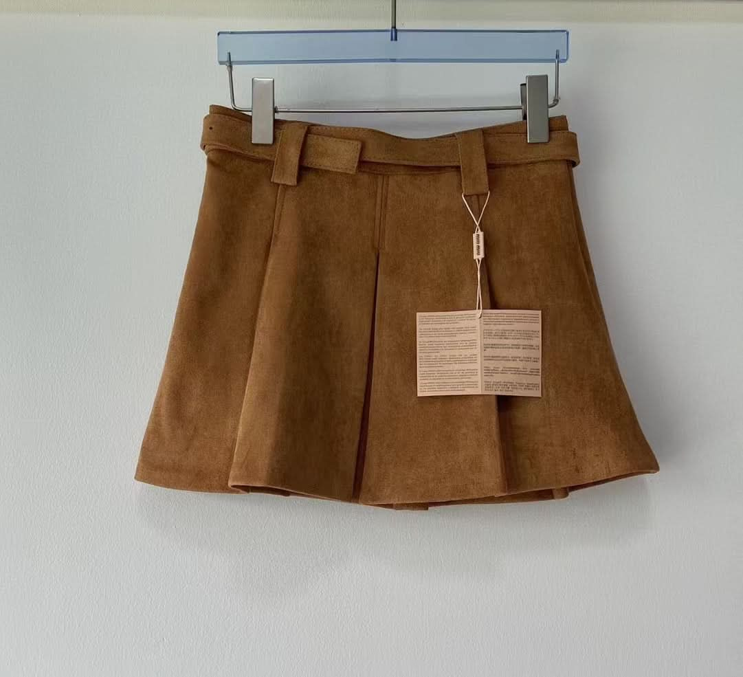 New suede leather skirt