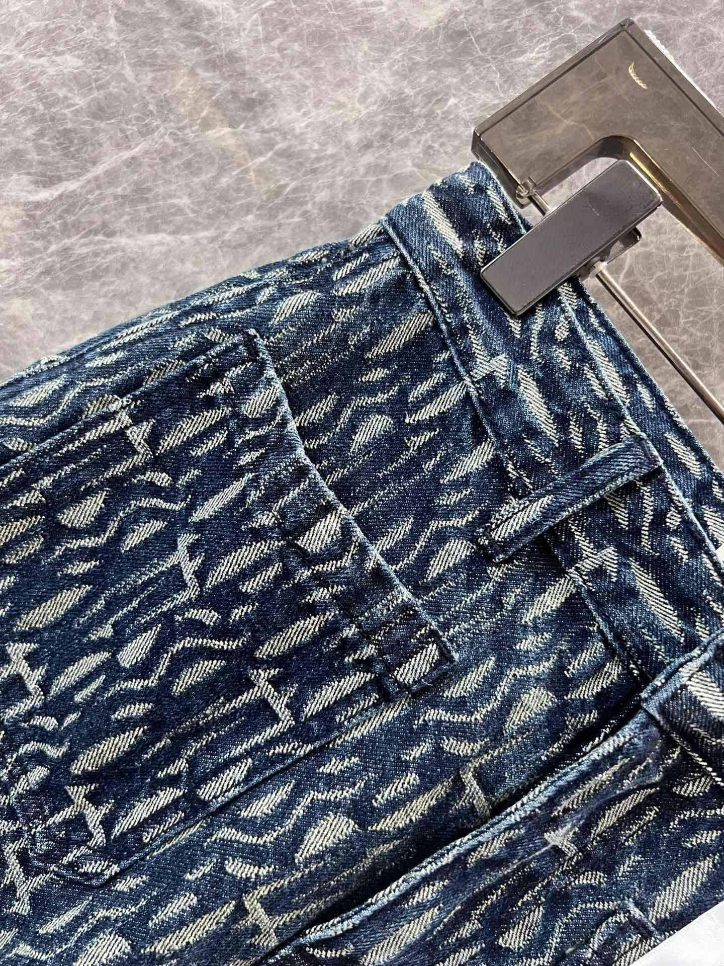 New style printed denim jeans