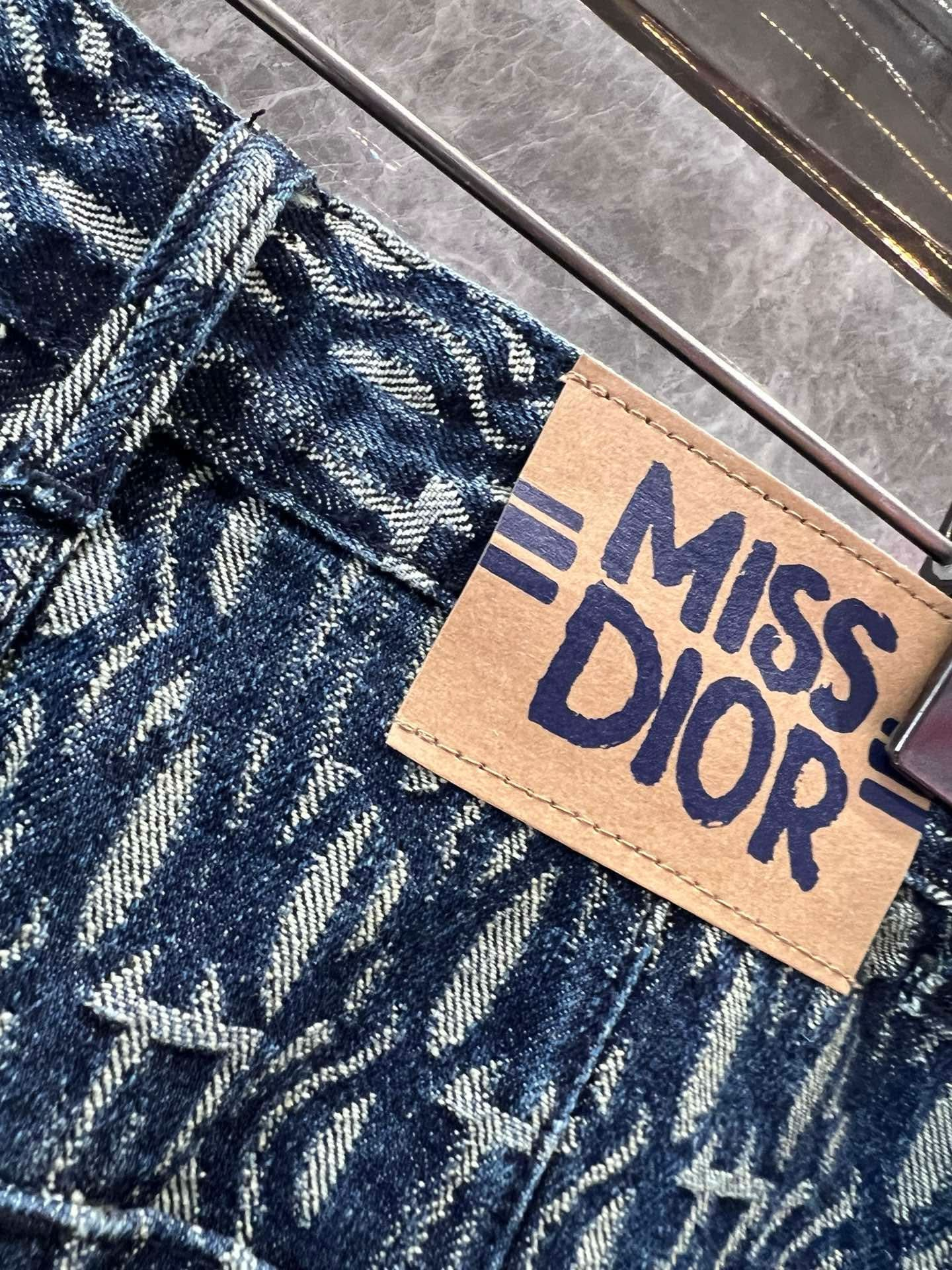 New style printed denim jeans