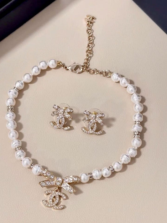 New Bow Diamond Pearl Necklace