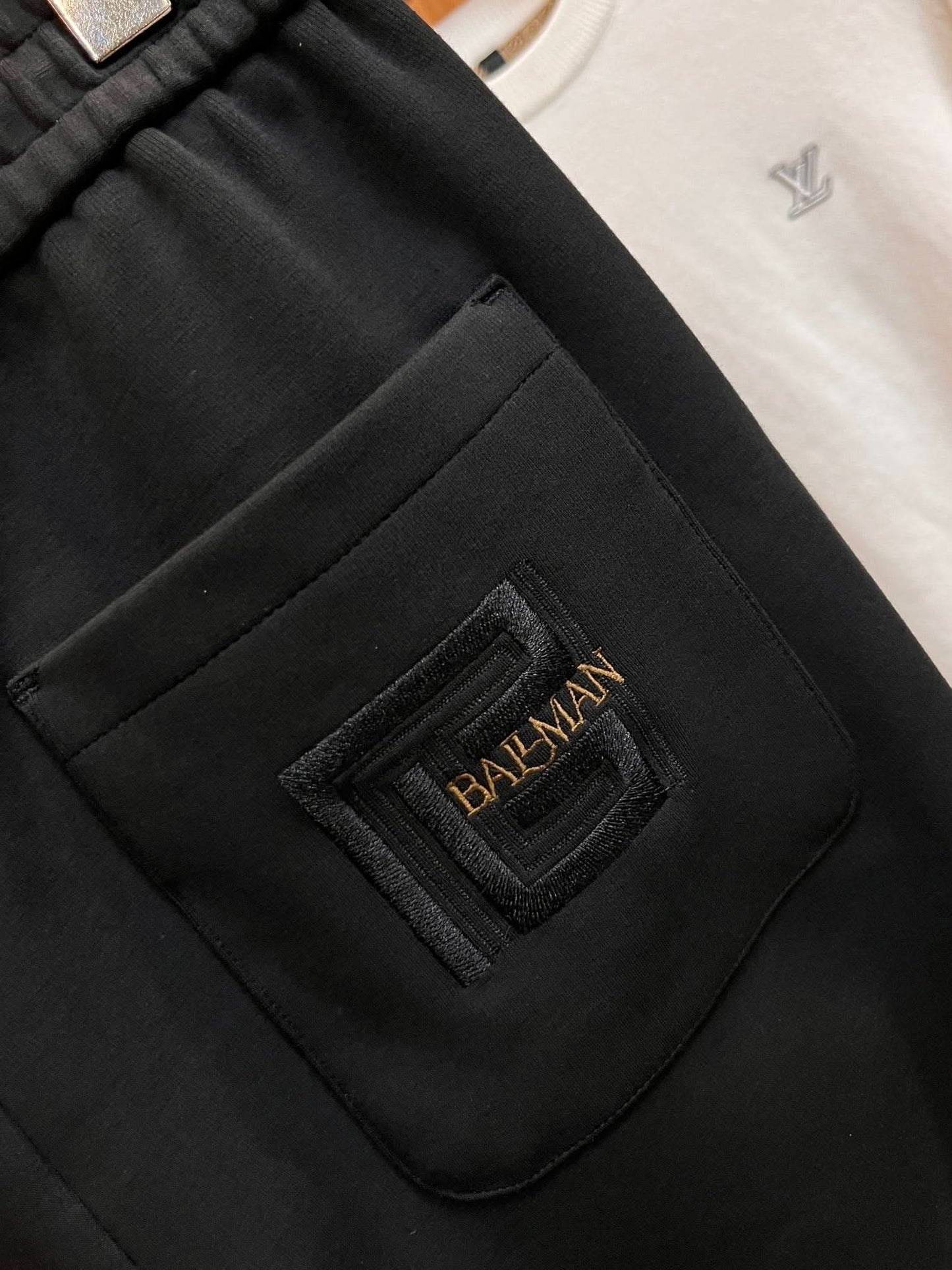 Balma*n sweatpants - Silhouette Atelier 