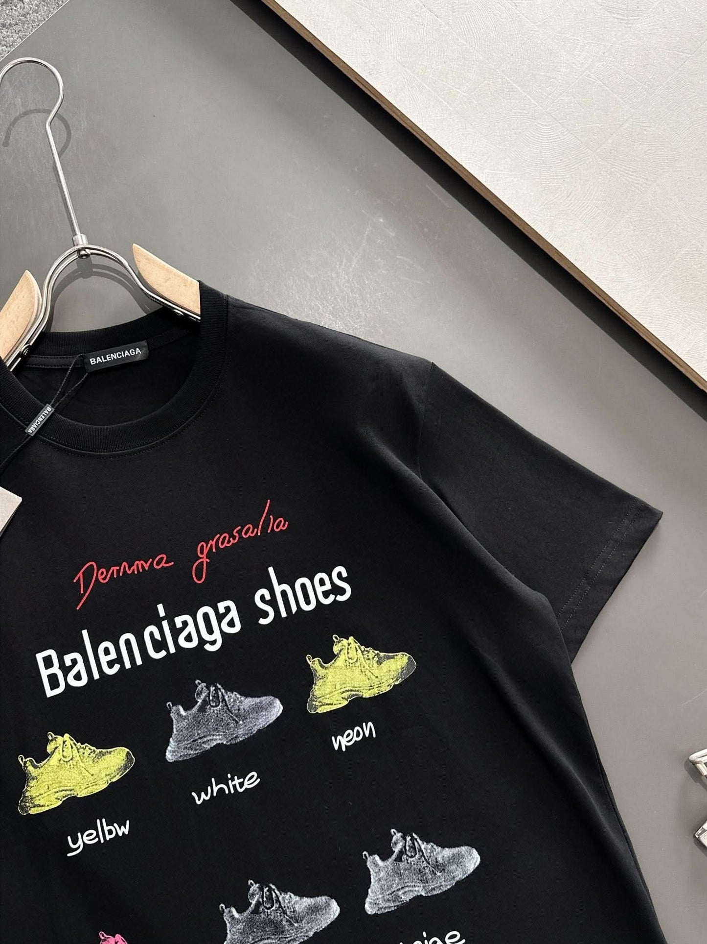 Balenciaga-Round Neck Printed T-shirt - Silhouette Atelier 