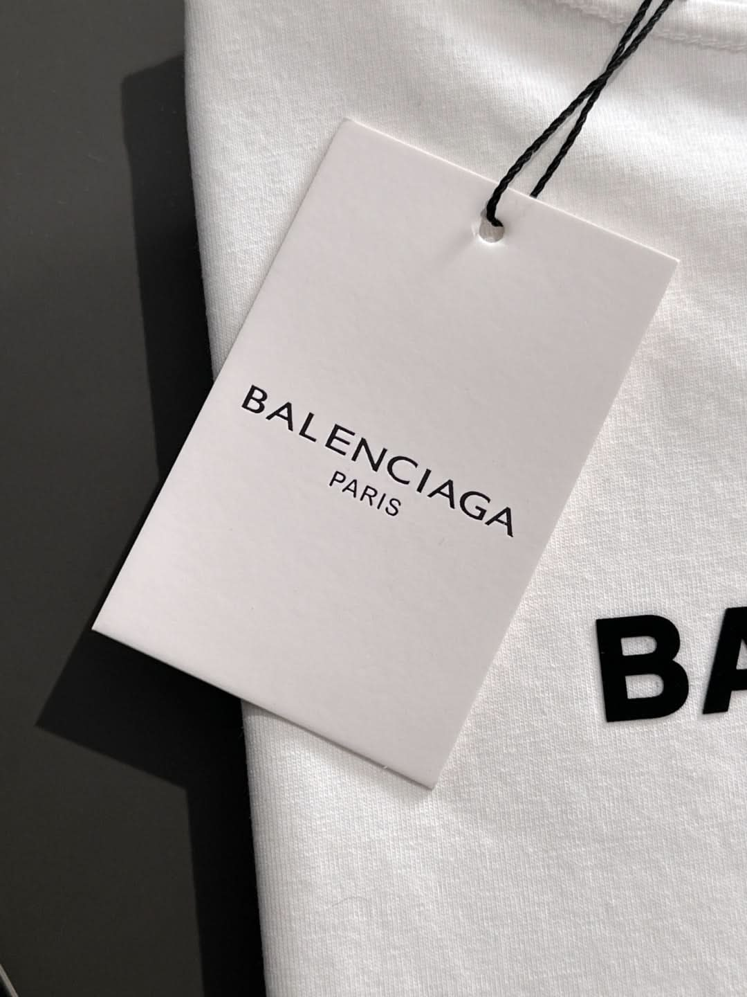 Balenciaga-Round Neck Printed T-shirt - Silhouette Atelier 