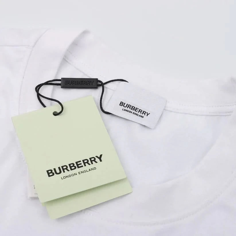 BURBRRY T-SHIRT