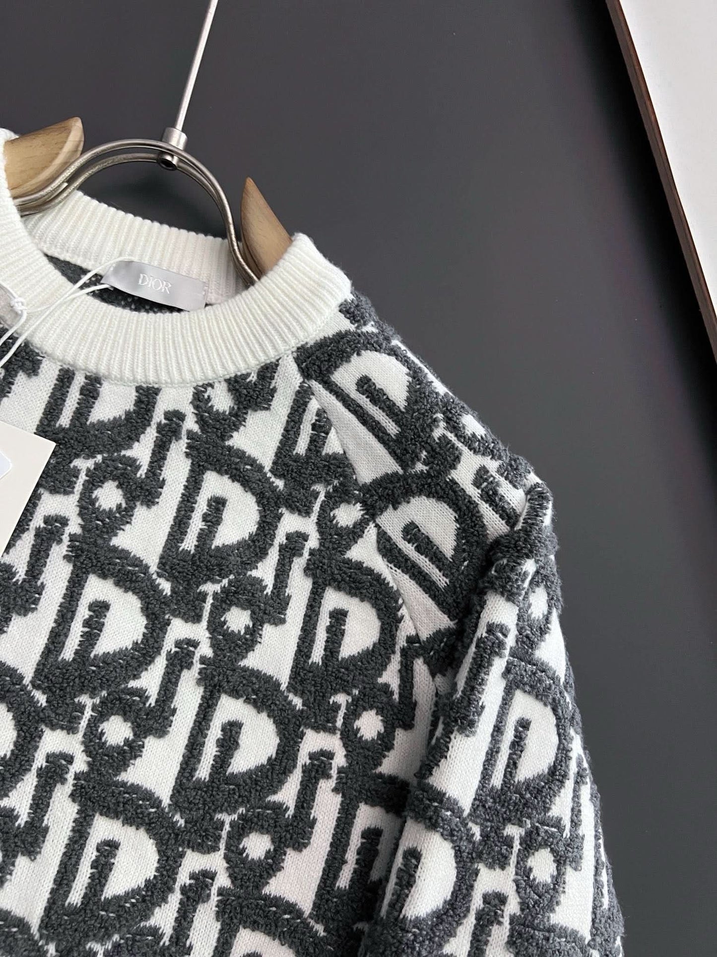 Letter Jacquard Knitwear