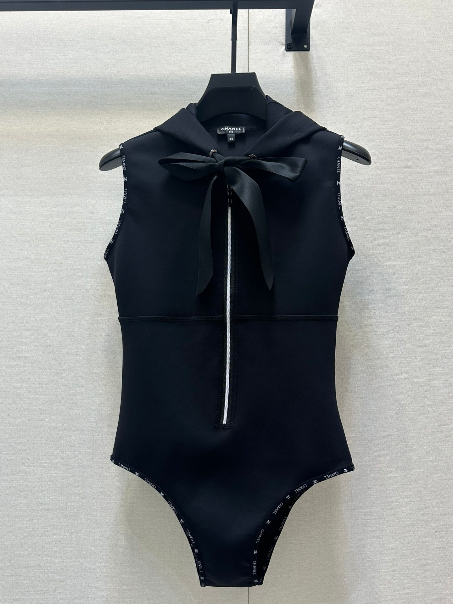 One-piece vest swimsuit