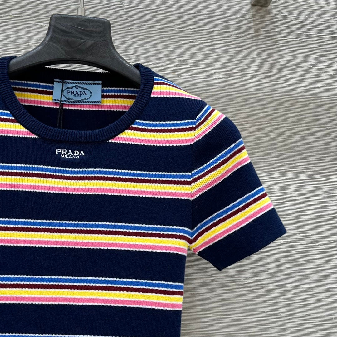 Five-color striped knitted T-shirt