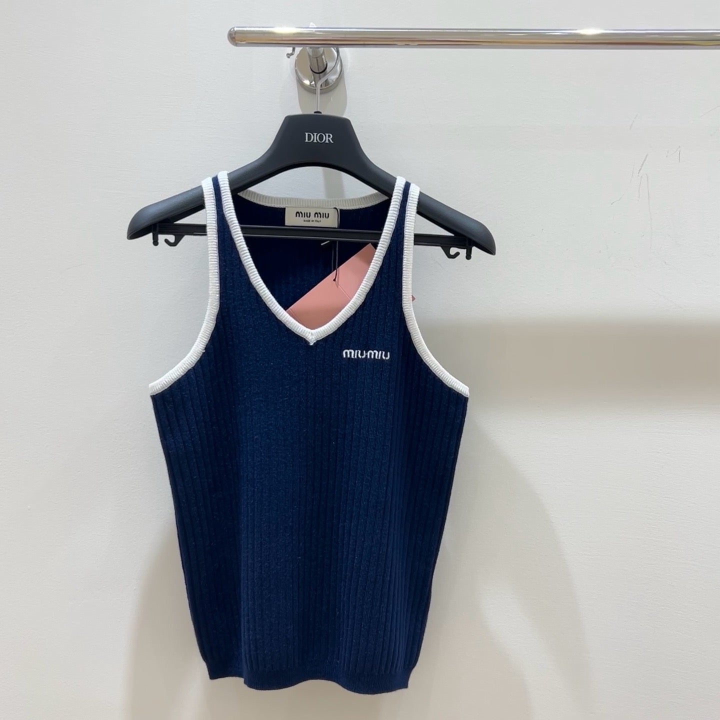 25SS Vest Soft | Elegant Texture, Supreme Comfort