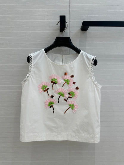 Floral embroidered sleeveless shirt