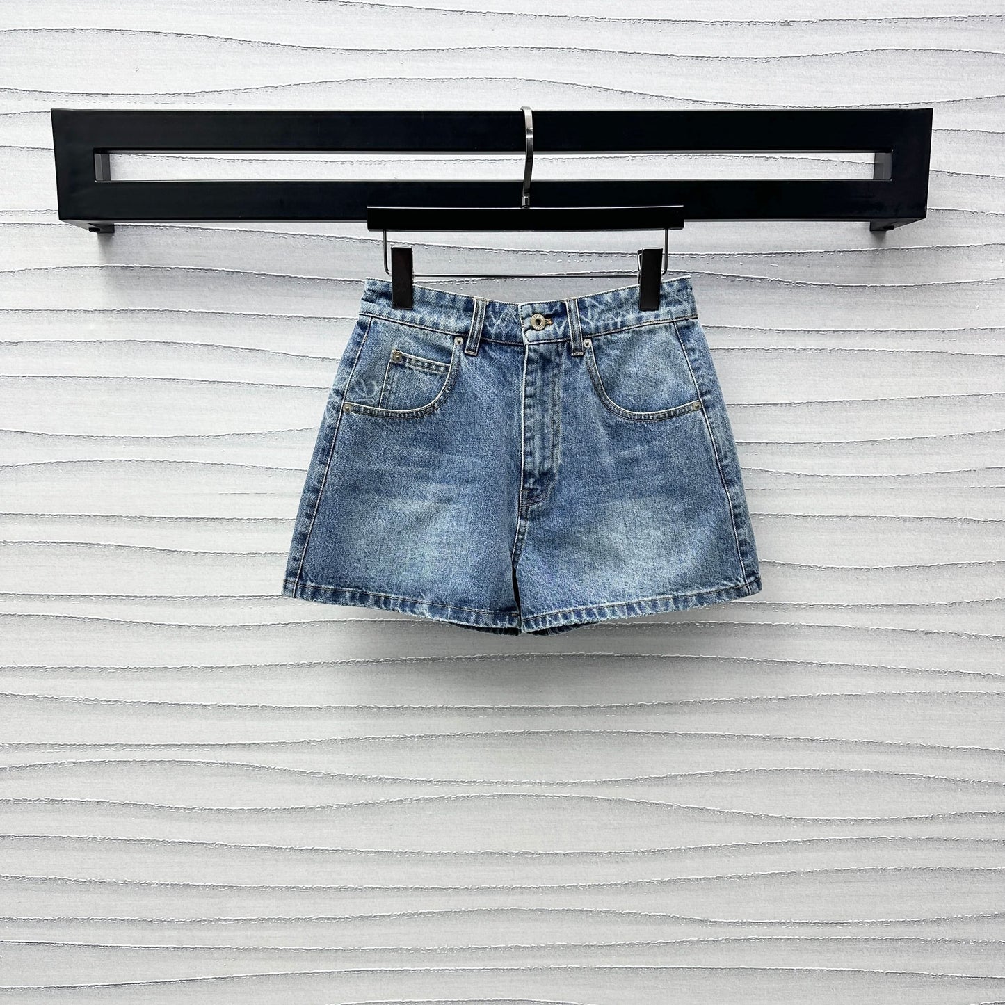 Loew-Denim Shorts - Silhouette Atelier 