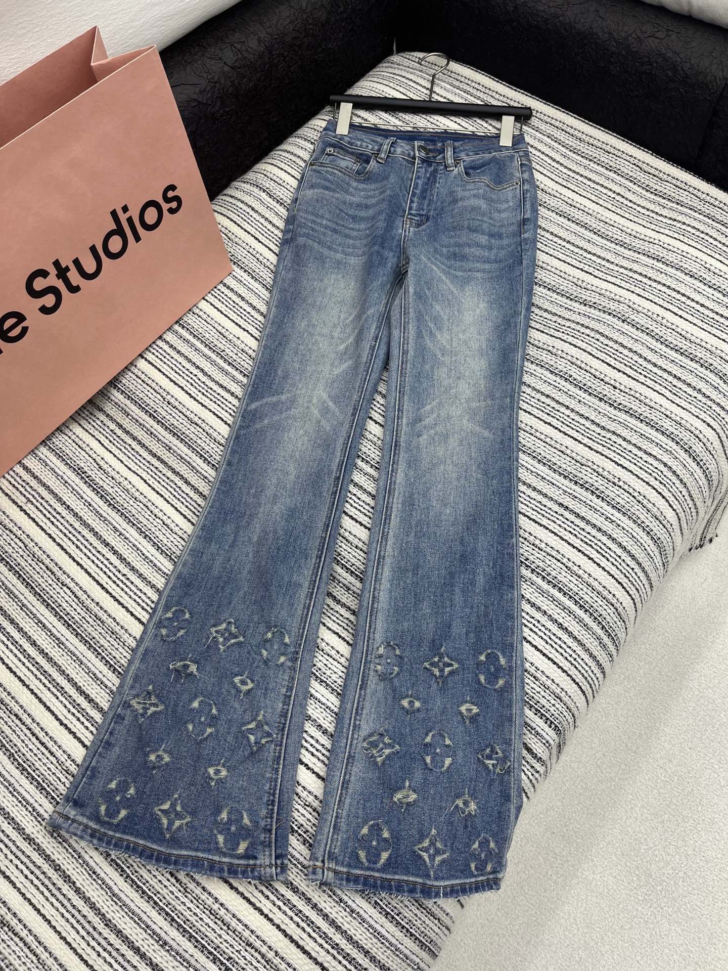 Louis-Flared Jacquard Jeans - Silhouette Atelier 