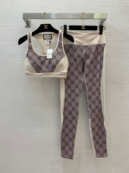 Trendy Stretch Yoga Set in Luxe Material