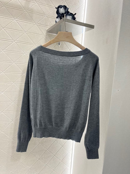 MIU-Off-Shoulder Letter Sweater - Silhouette Atelier 