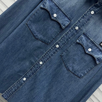 Thin denim shirt（Loose-fit version）