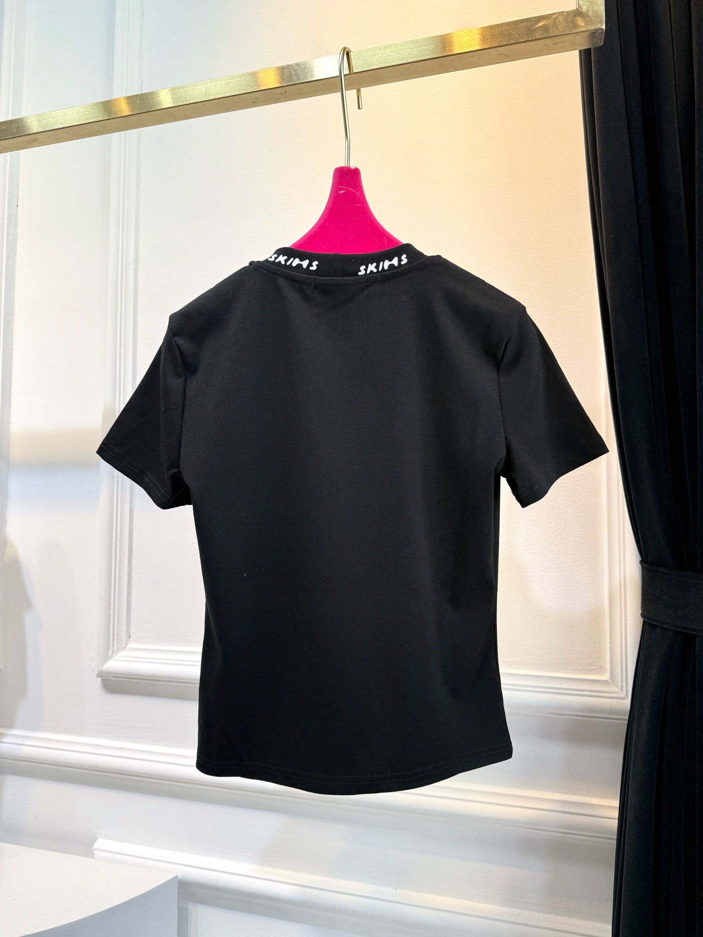 DG 25SS Sleek Stretch Tee in Luxe Cotton Bliss