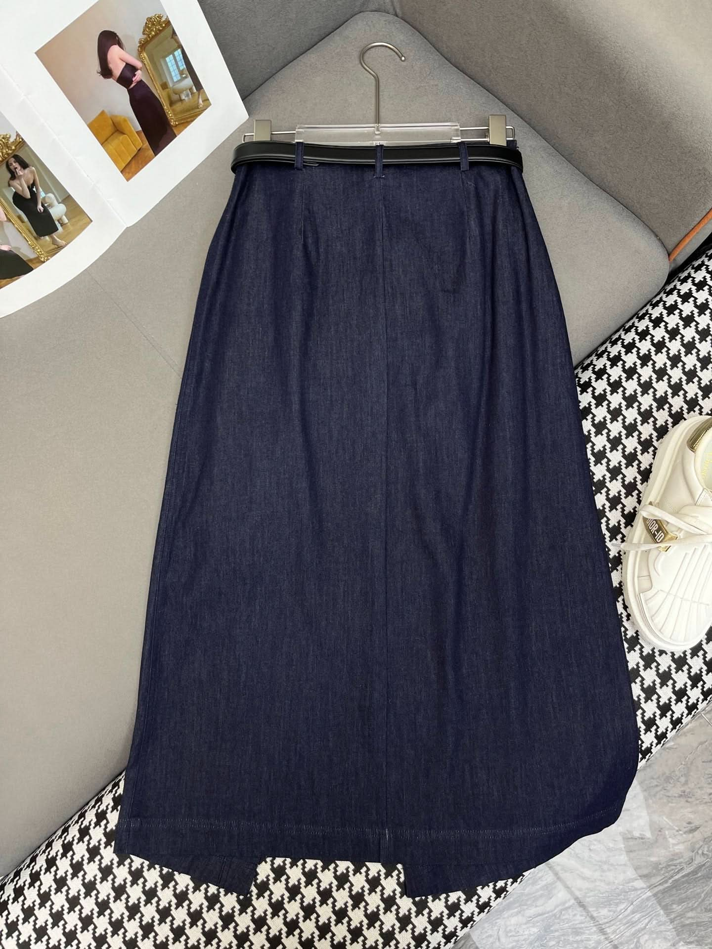 Prad-Denim Skirt - Silhouette Atelier 