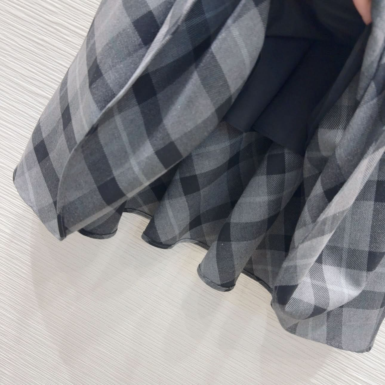 DIO-Color Block Checkered Skirt - Silhouette Atelier 