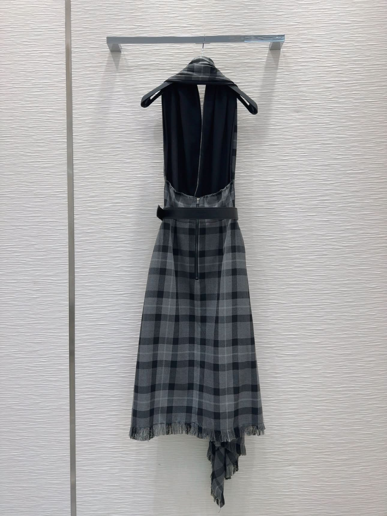 DIO-Color Block Checkered Backless Dress - Silhouette Atelier 