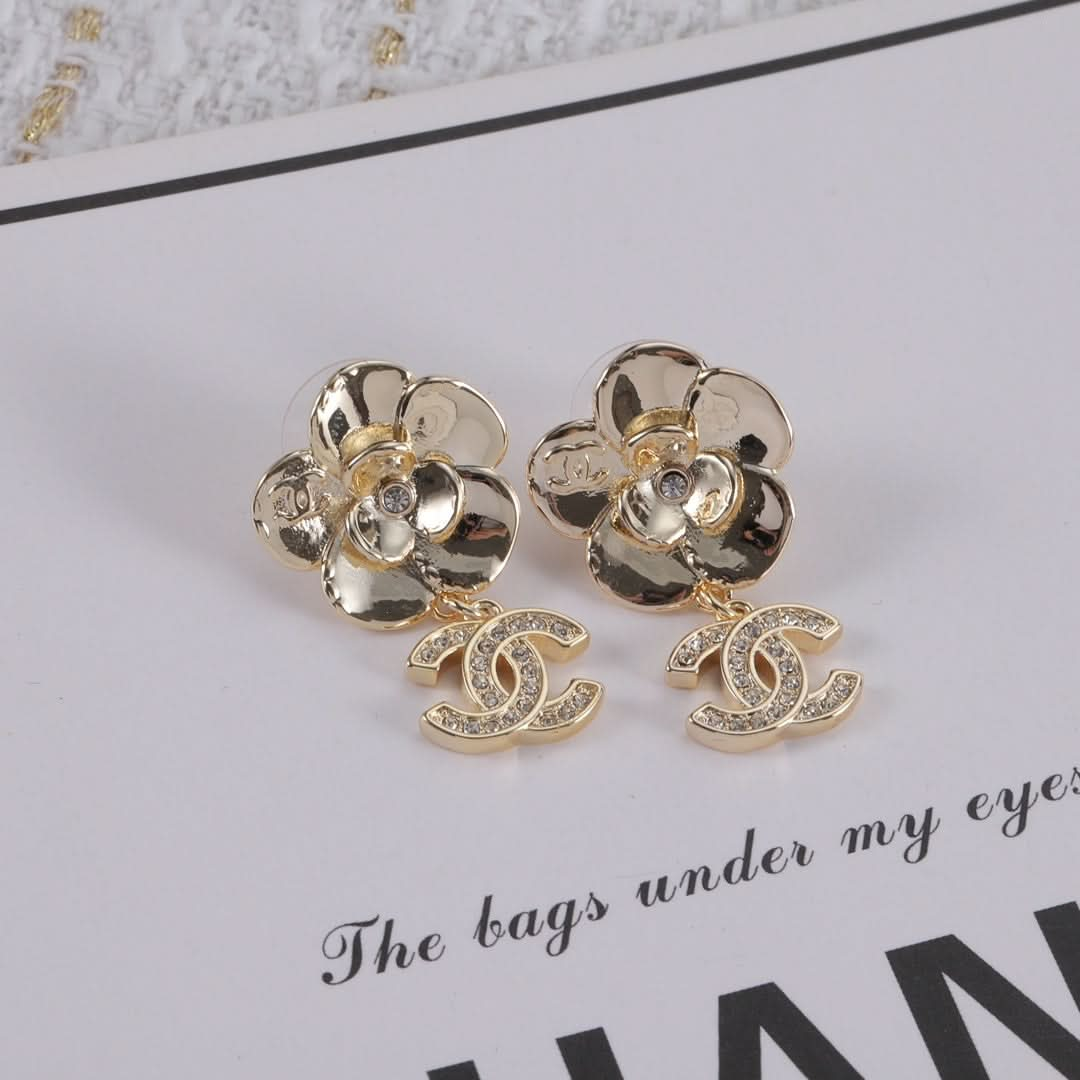 New Flower Diamond Gold Earrings