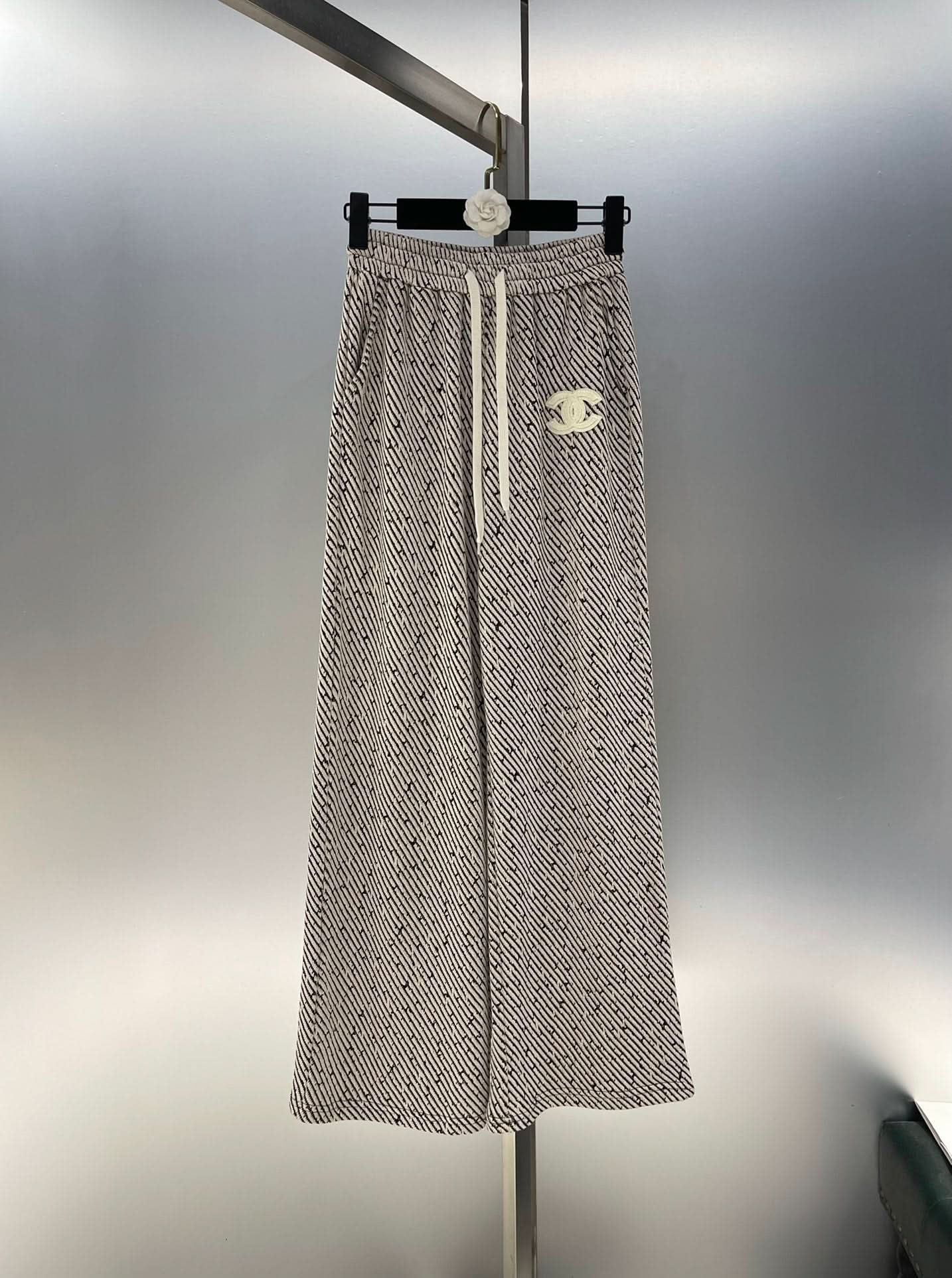 New Logo Drawstring Trousers