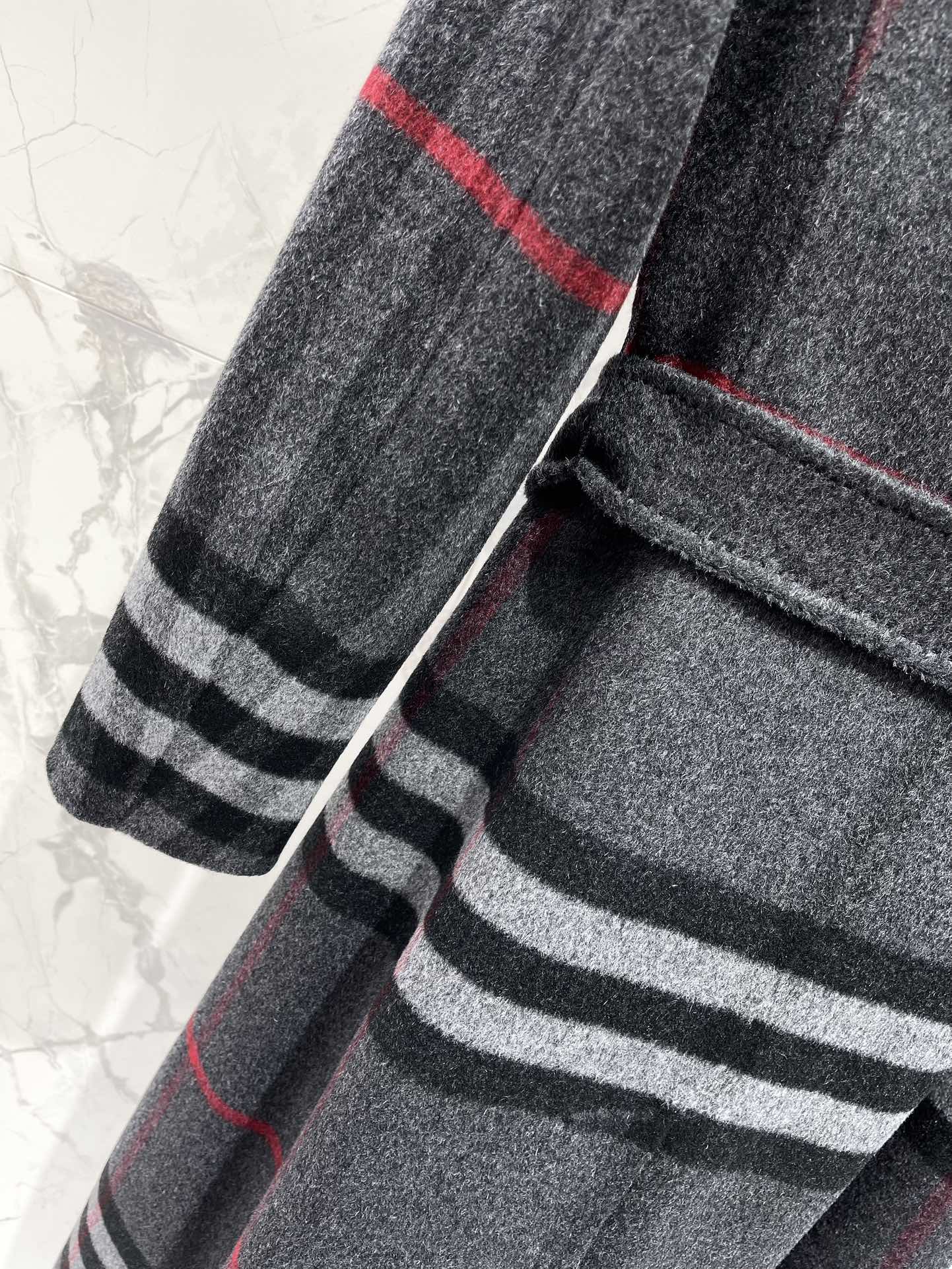 New Plaid Lapel Warm Coat