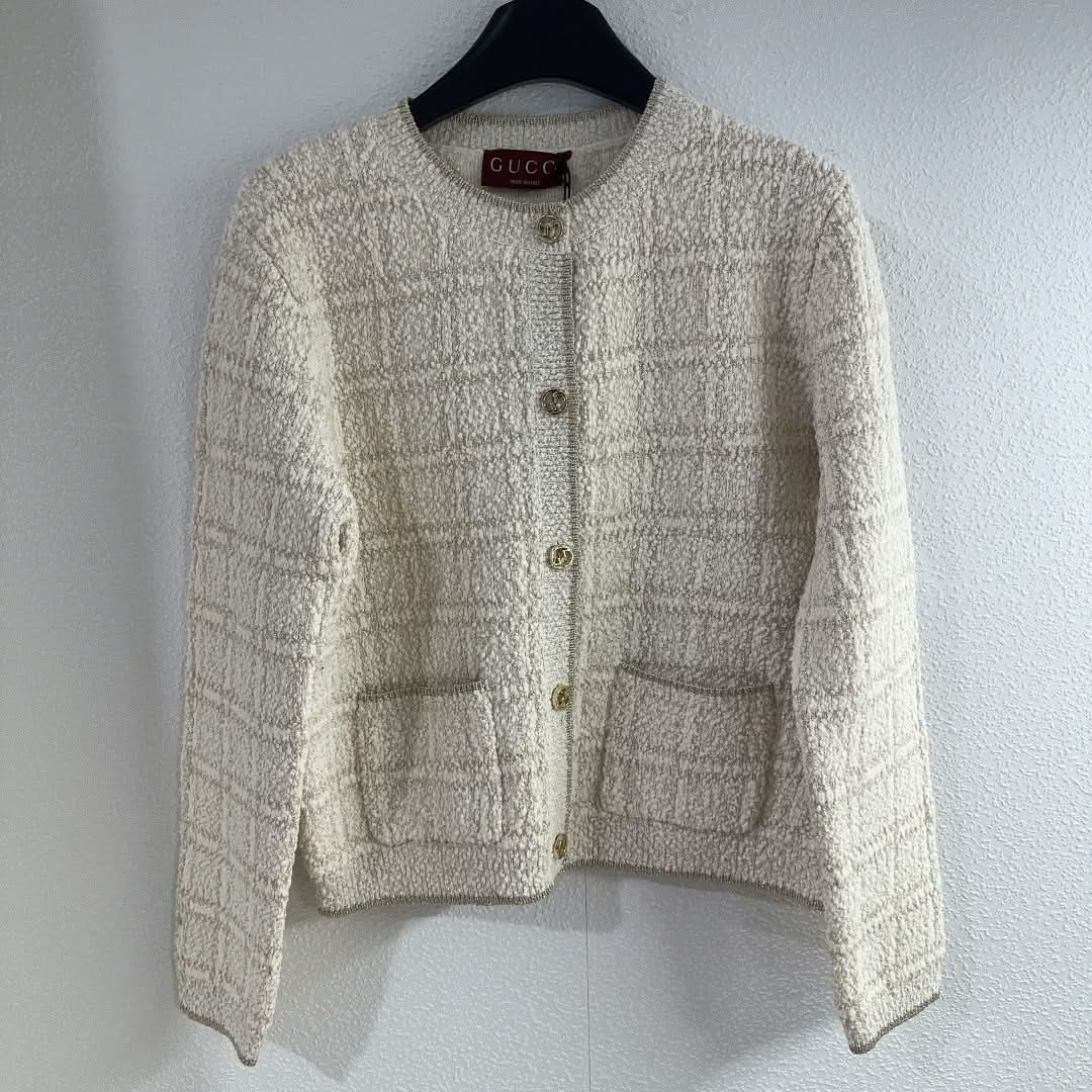 New wool knitted cardigan