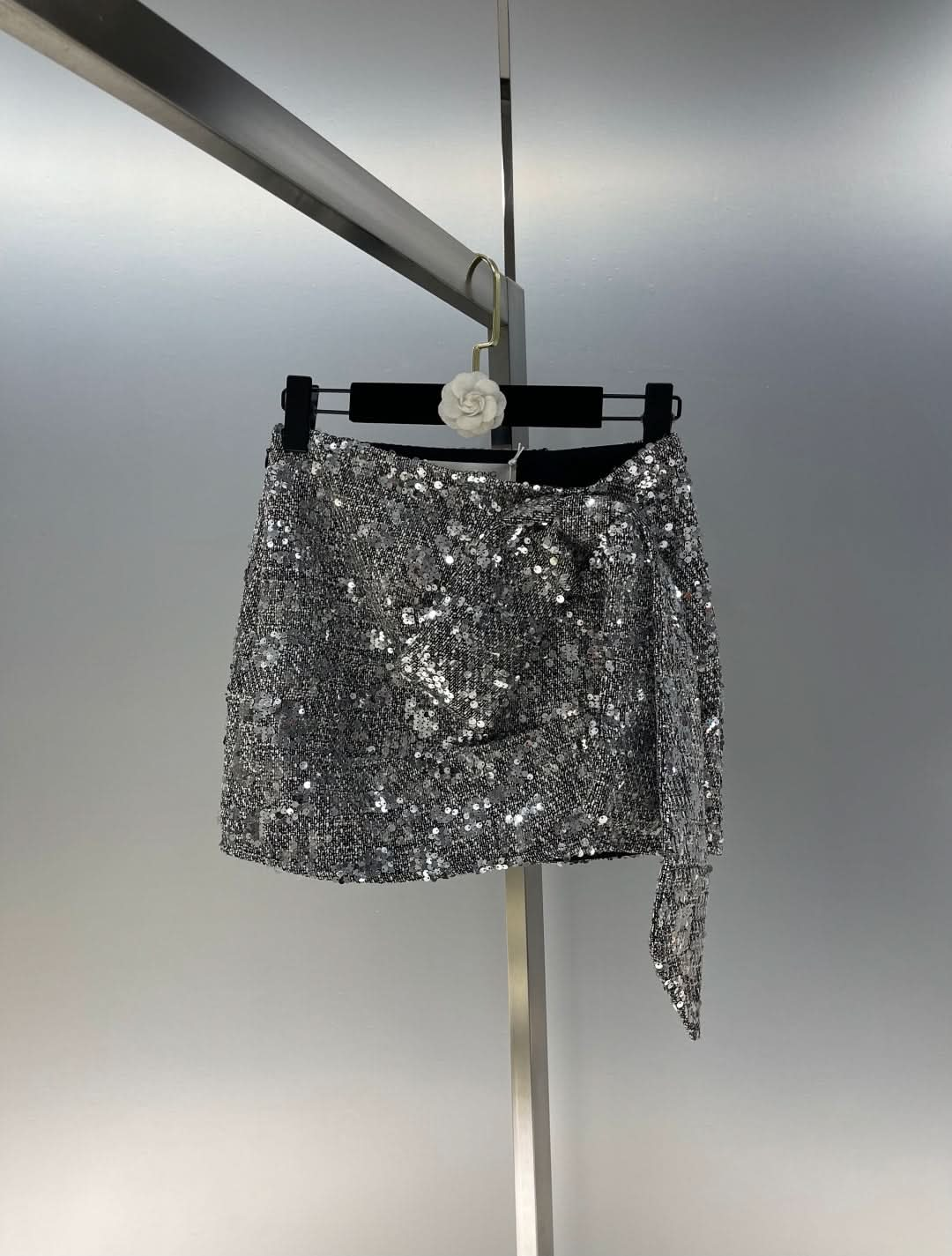 New Shiny Short Skirt - Silhouette Atelier 